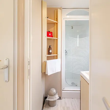 Mobil Climatise, Wi-fi, 30 Minutes Du Puy Dufou, Proche De La Piscine Apartment