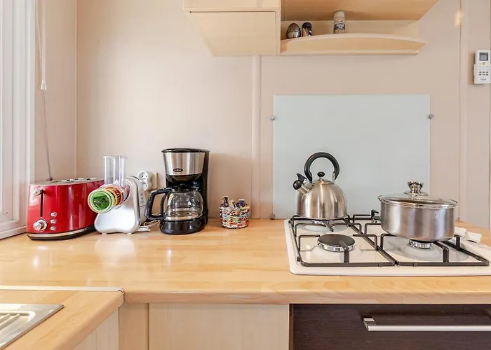 Mobil Climatise, Wi-fi, 30 Minutes Du Puy Dufou, Proche De La Piscine